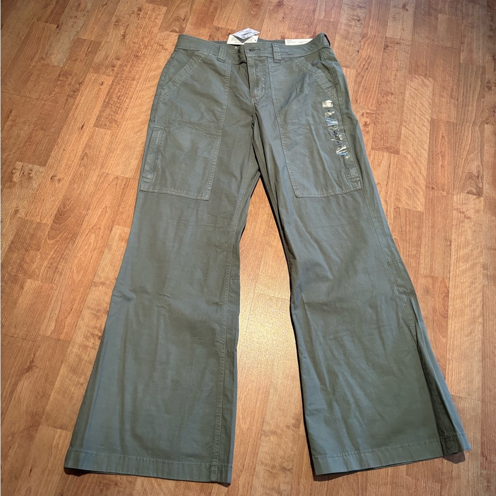 American Eagle low rise baggy flare